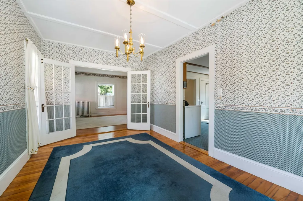 15 Richardson Street Lancaster NH 03584