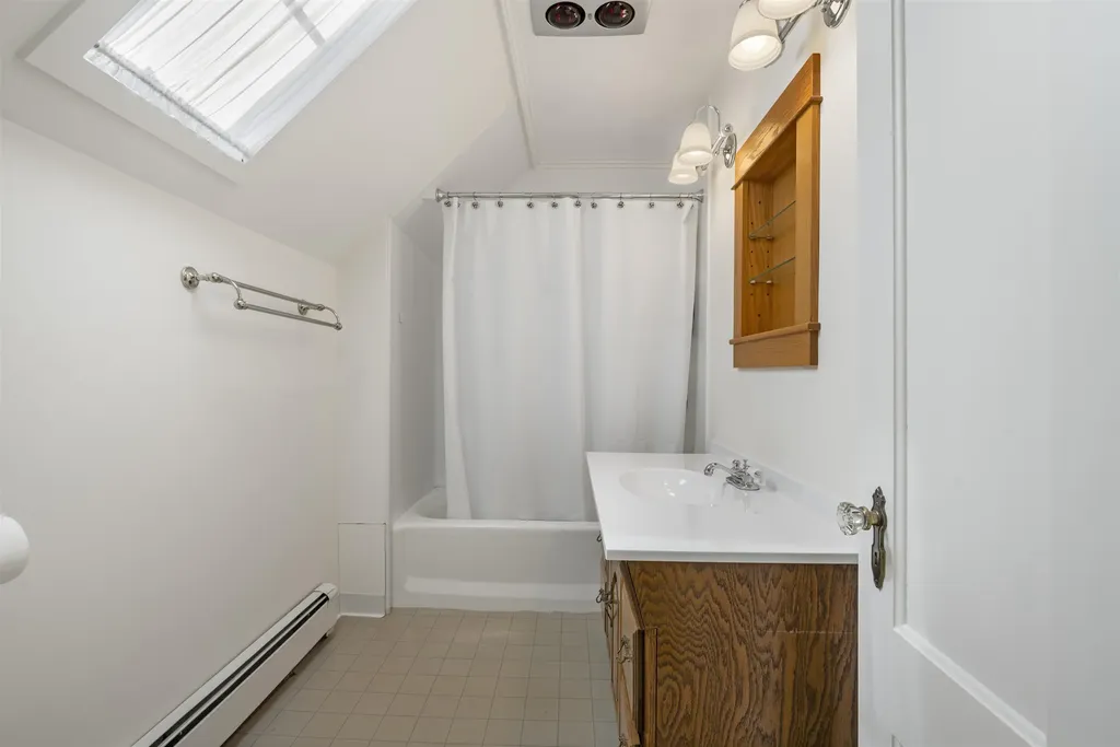15 Richardson Street Lancaster NH 03584