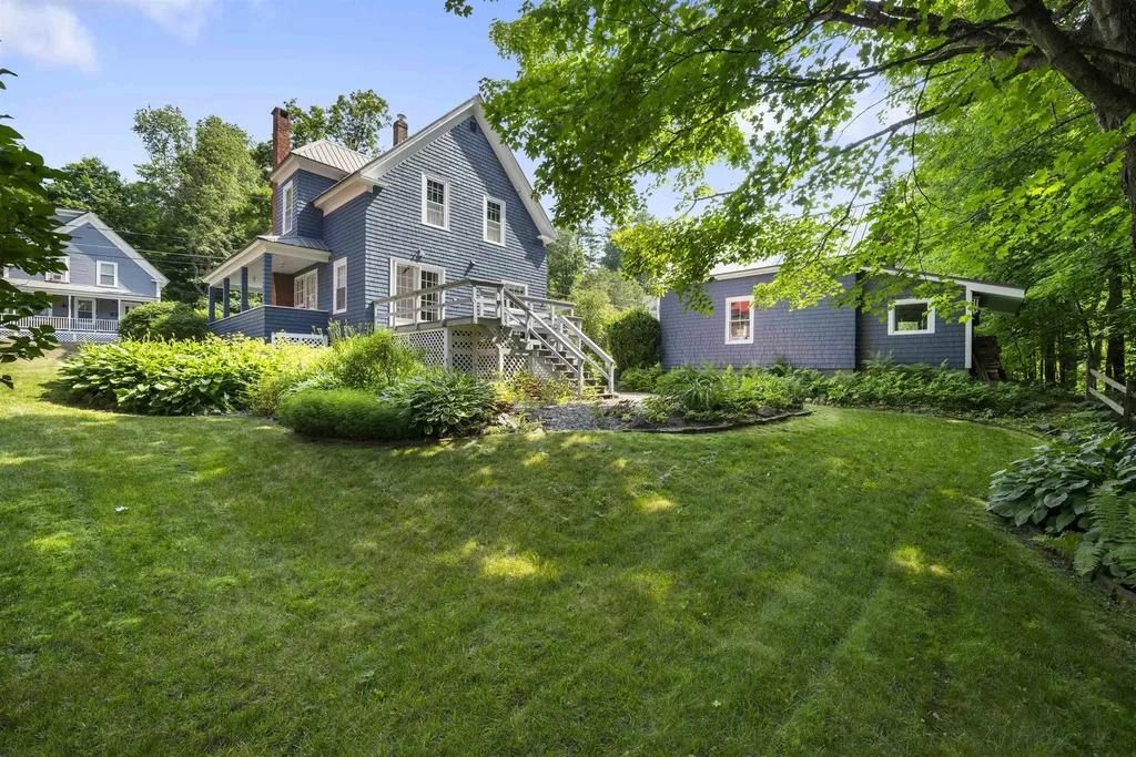 15 Richardson Street Lancaster NH 03584