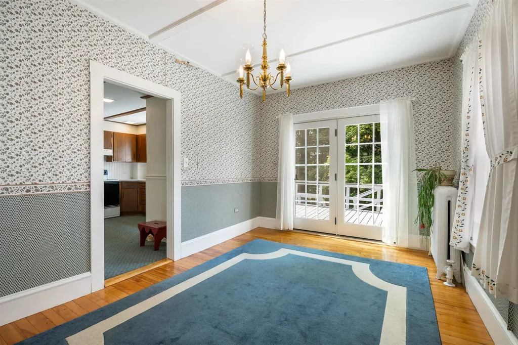 15 Richardson Street Lancaster NH 03584