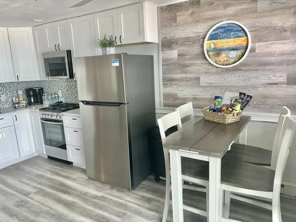 19 Atlantic Avenue Hampton NH 03842