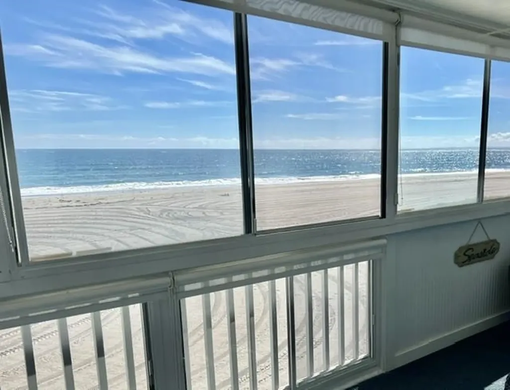 19 Atlantic Avenue Hampton NH 03842
