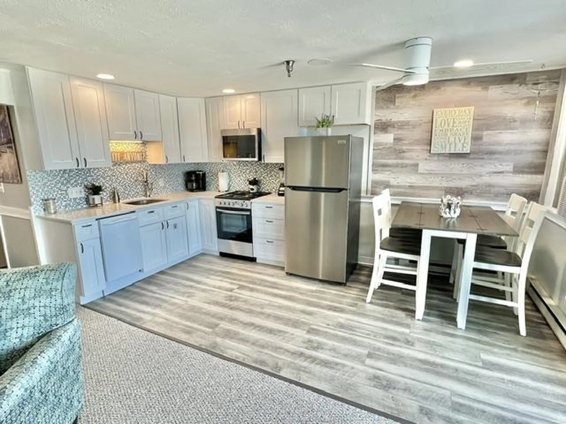 19 Atlantic Avenue Hampton NH 03842