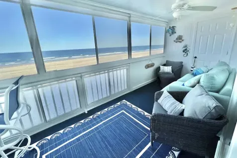 19 Atlantic Avenue Hampton NH 03842