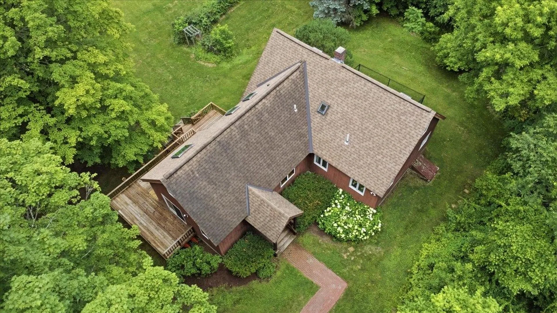 15 Polygraphic Lane Bennington VT 05257