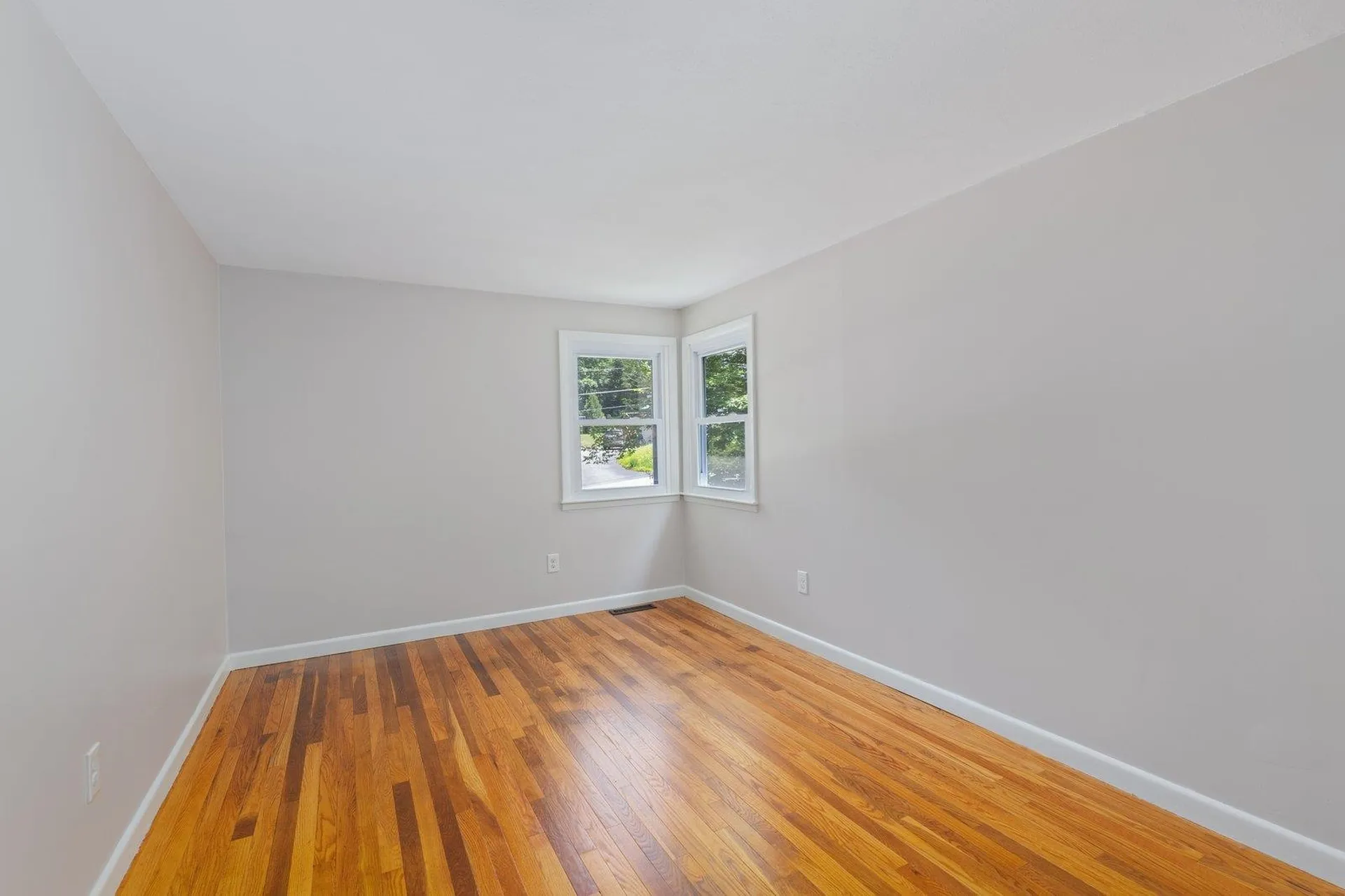 15 Webb Road Peterborough NH 03458