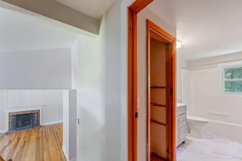15 Webb Road Peterborough NH 03458