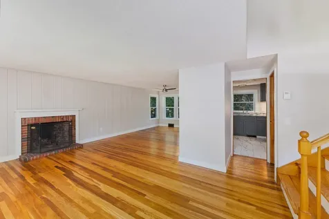 15 Webb Road Peterborough NH 03458