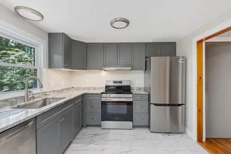 15 Webb Road Peterborough NH 03458