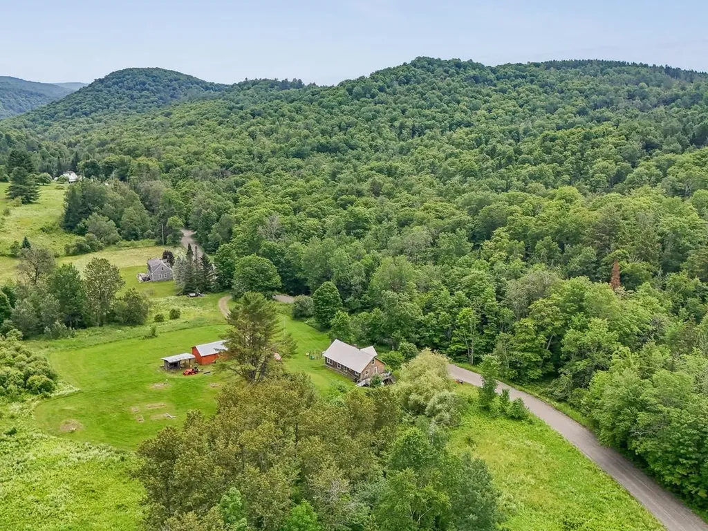 1471 Stellar Road Williamstown VT 05679