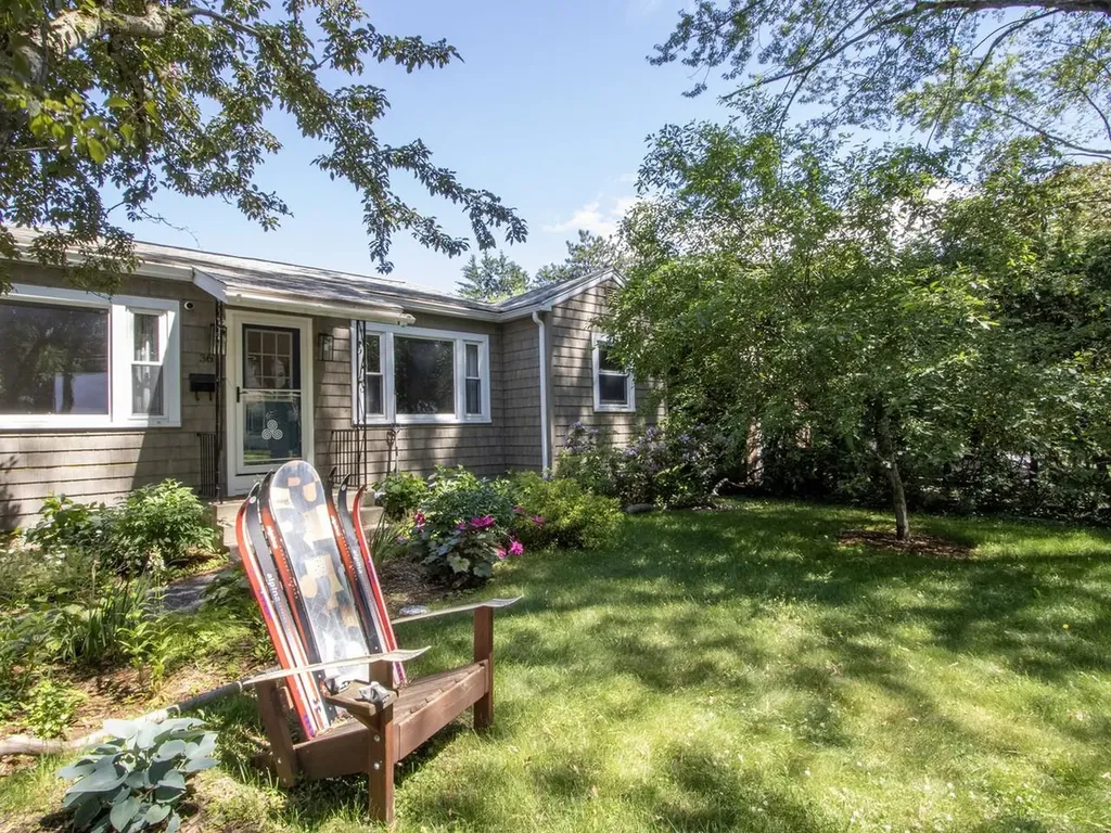 36 Elsom Parkway South Burlington VT 05403
