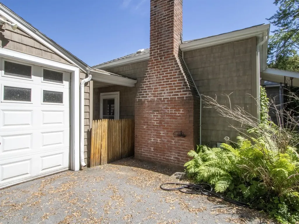 36 Elsom Parkway South Burlington VT 05403