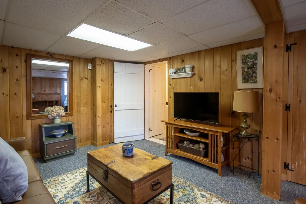 838 Cricket Hill Road Killington VT 05751