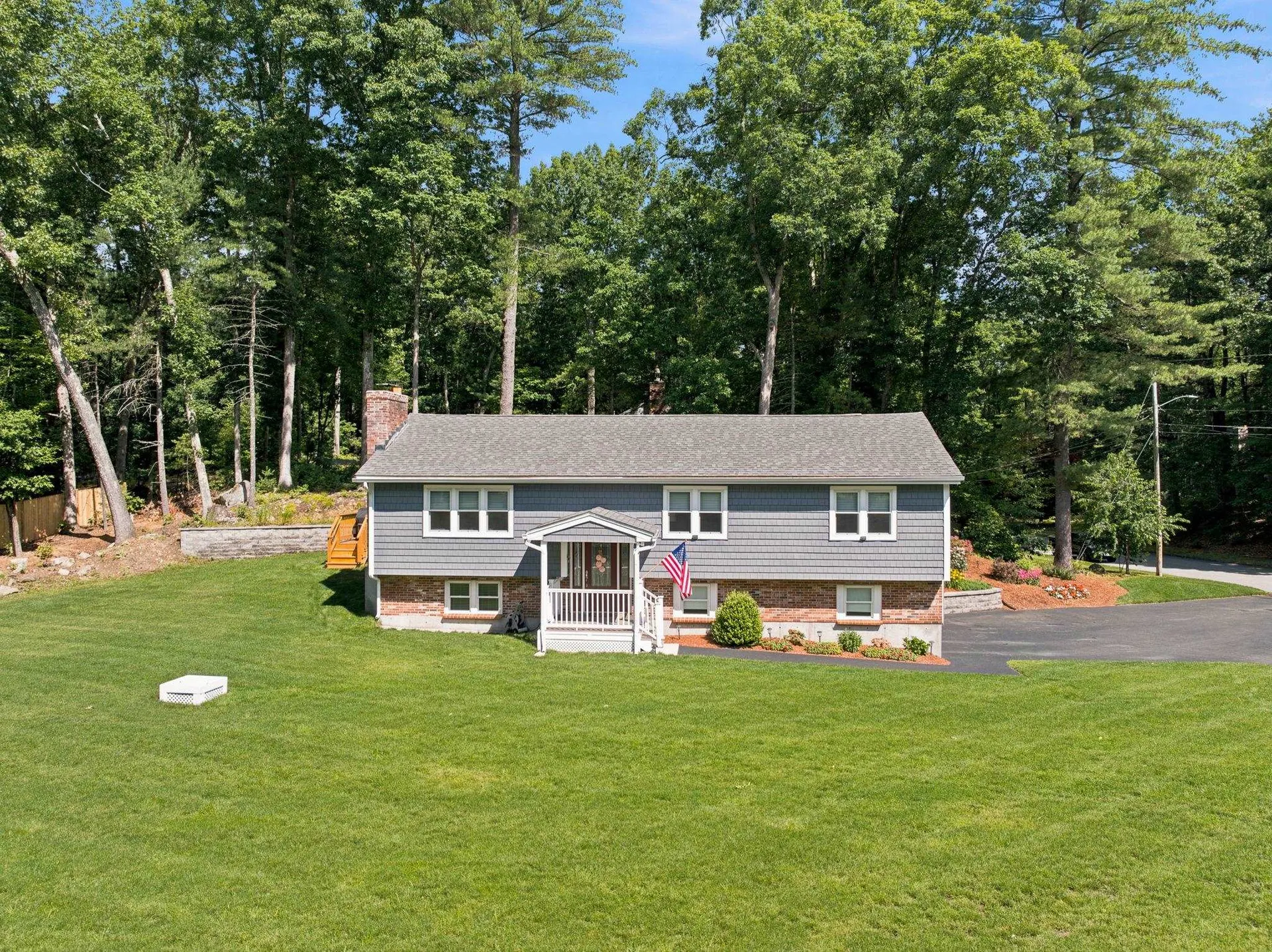 19 Michael Avenue Nashua NH 03063