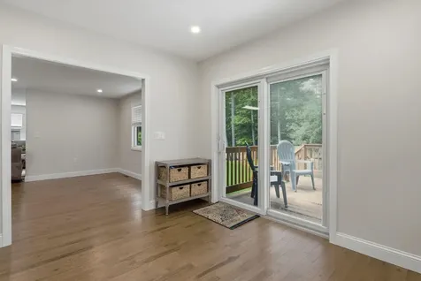19 Michael Avenue Nashua NH 03063