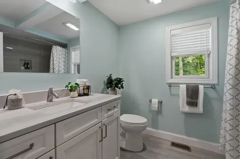 19 Michael Avenue Nashua NH 03063