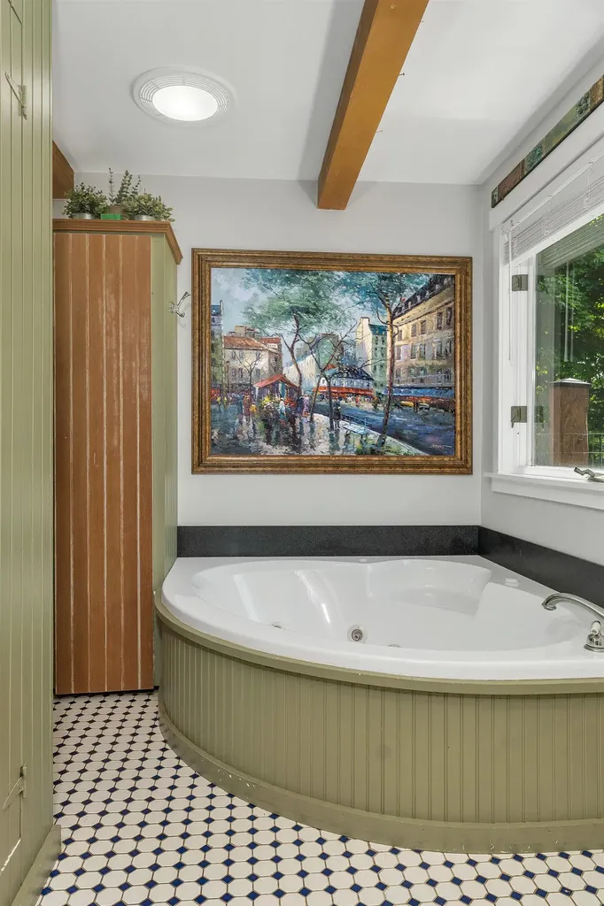 558 Province Road Belmont NH 03220