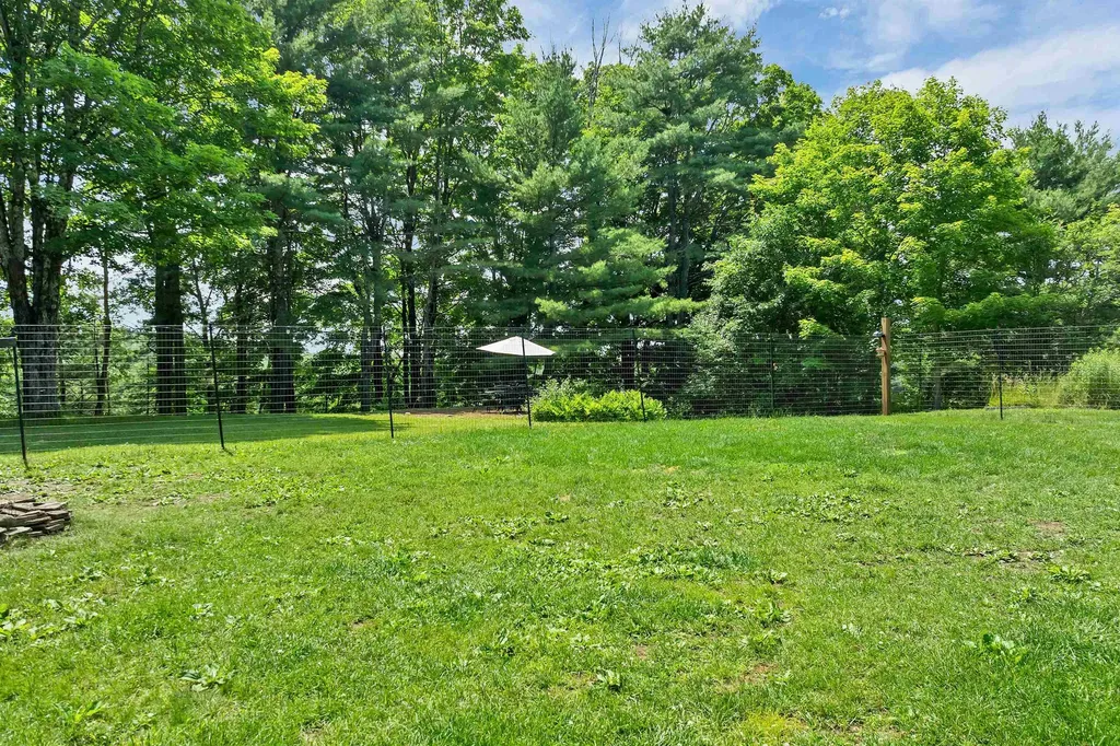 558 Province Road Belmont NH 03220