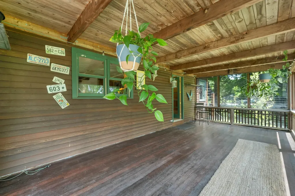 558 Province Road Belmont NH 03220