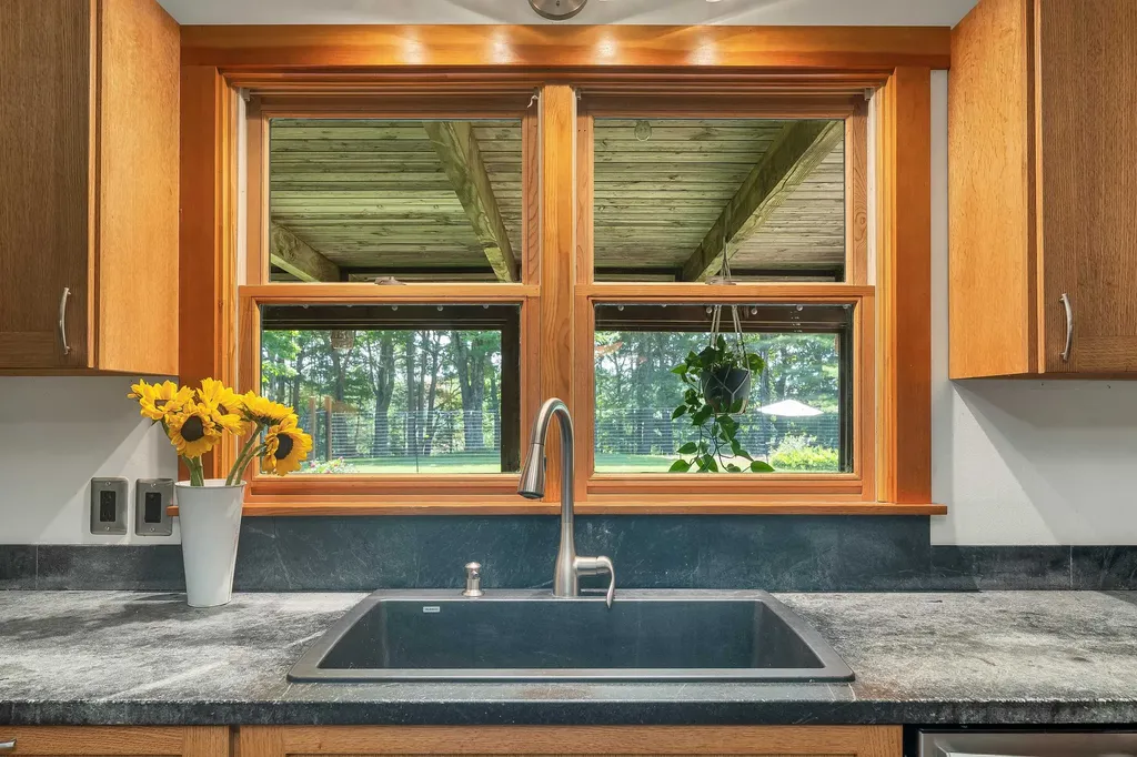 558 Province Road Belmont NH 03220
