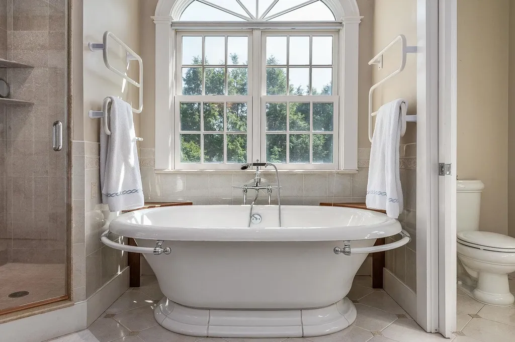 40 Sea Road Rye NH 03871