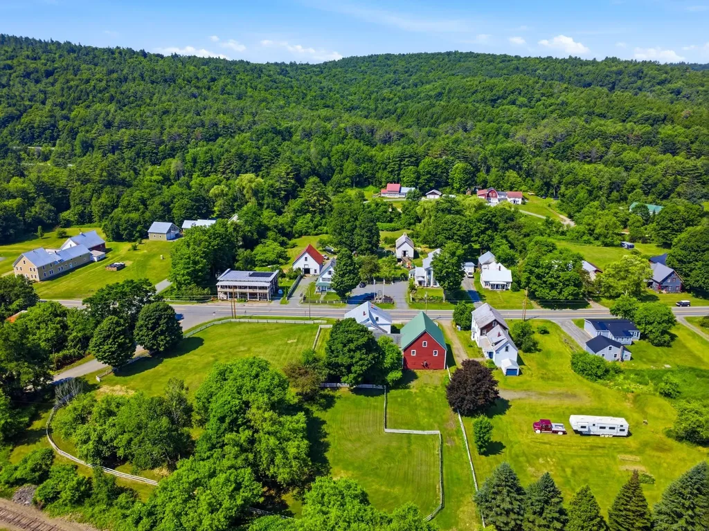 4615 Us 5 Route Barnet VT 05050