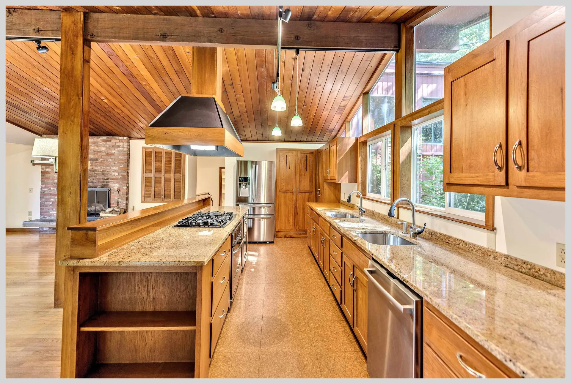 206 River Road Groton NH 03266