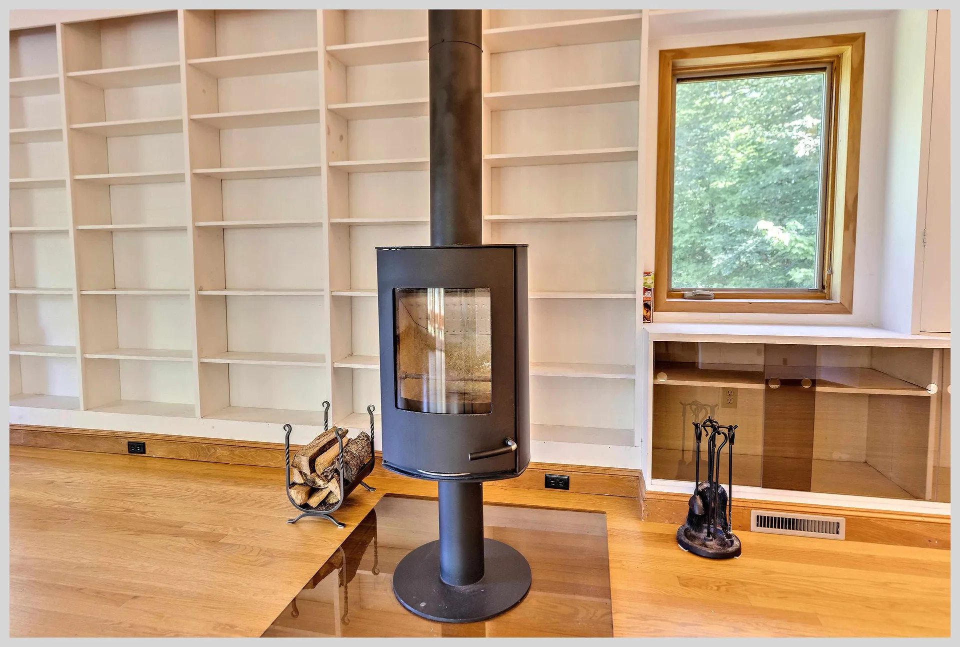 206 River Road Groton NH 03266