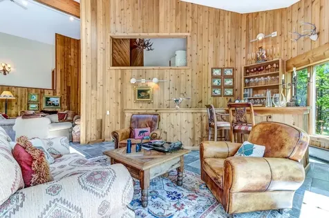 20 Blackberry Lane Peru VT 05152