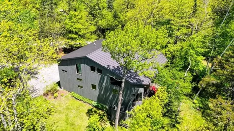 20 Blackberry Lane Peru VT 05152