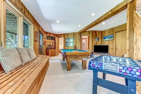 20 Blackberry Lane Peru VT 05152