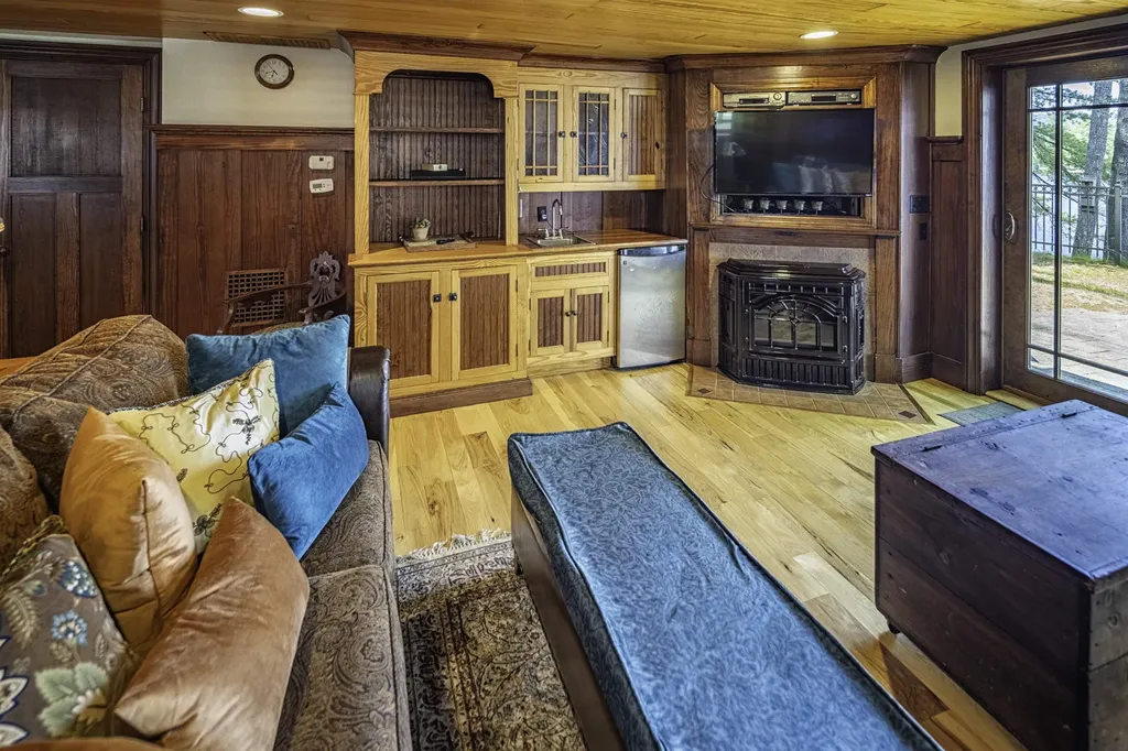 174 Saint James Avenue Milton NH 03851