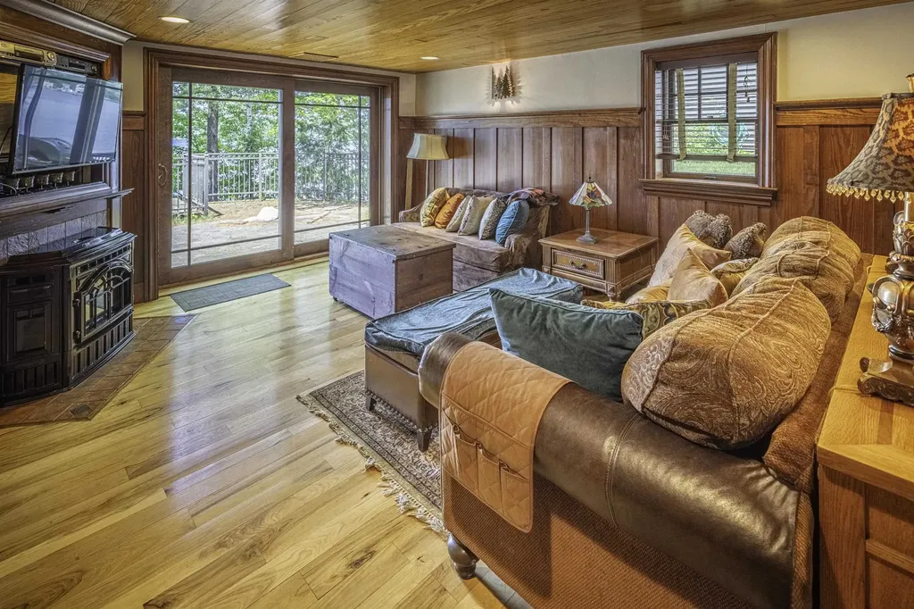 174 Saint James Avenue Milton NH 03851