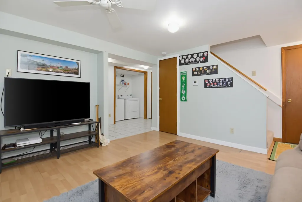 219 Rhode Island Avenue Manchester NH 03104