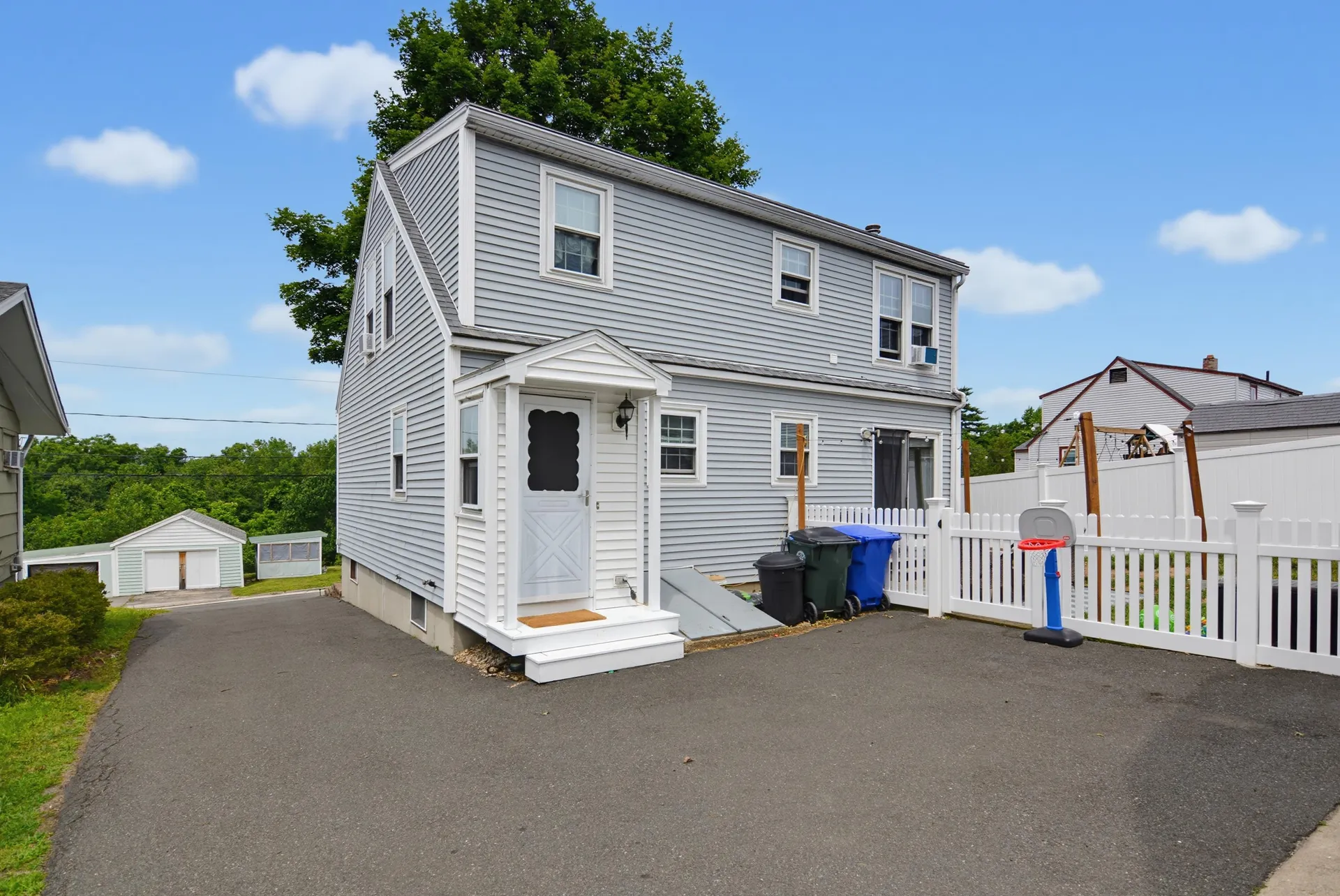 219 Rhode Island Avenue Manchester NH 03104