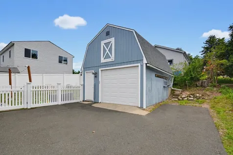 219 Rhode Island Avenue Manchester NH 03104
