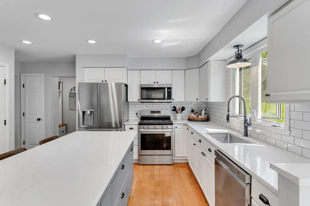 519 Brennan Woods Drive Williston VT 05495