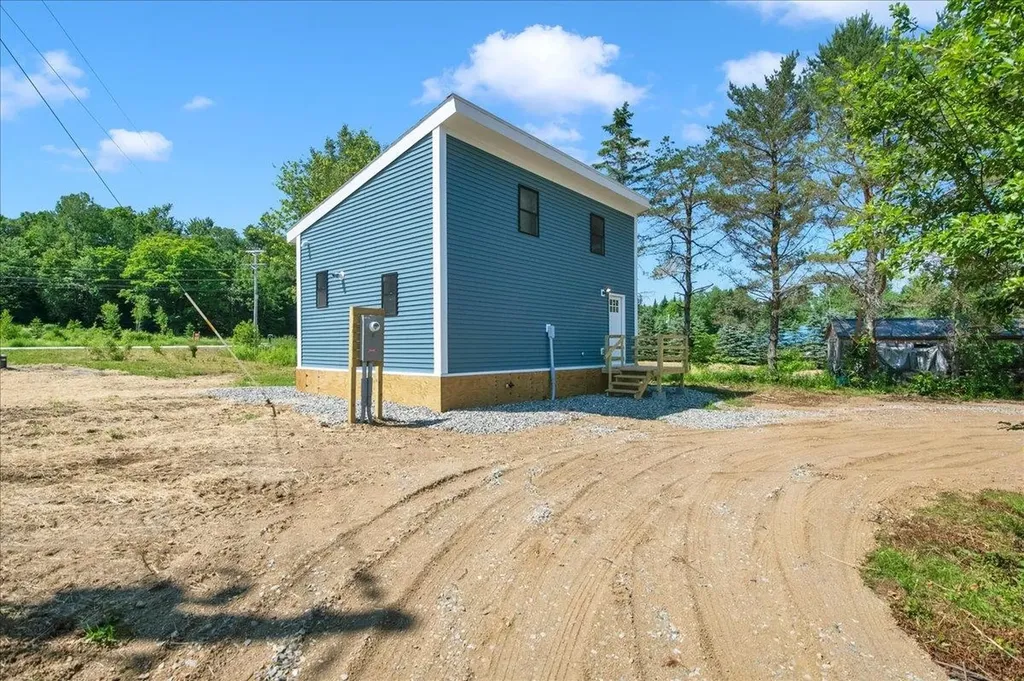 55 Burroughs Way Belvidere VT 05442