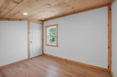 55 Burroughs Way Belvidere VT 05442