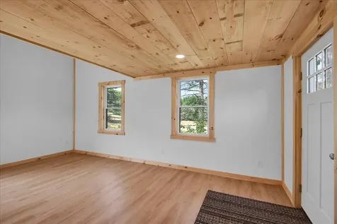 55 Burroughs Way Belvidere VT 05442