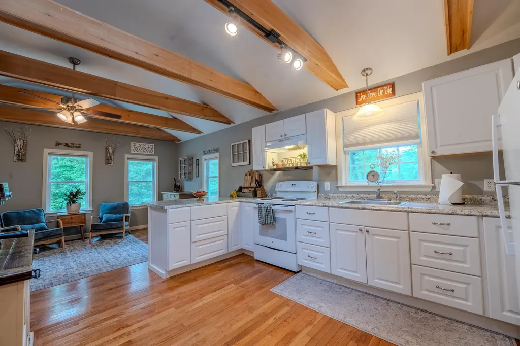 3421 River Road Bridgewater NH 03264