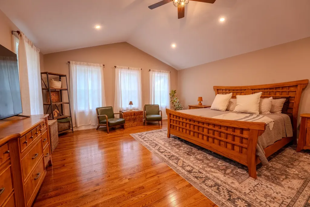 3421 River Road Bridgewater NH 03264