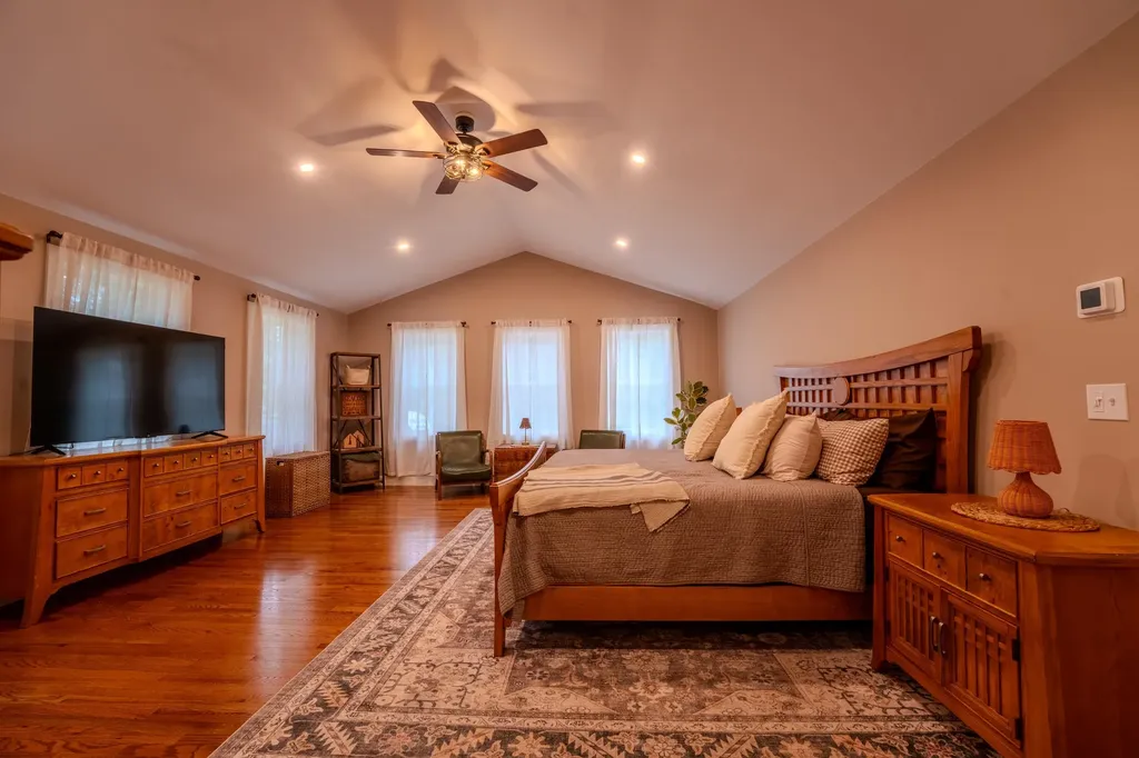 3421 River Road Bridgewater NH 03264