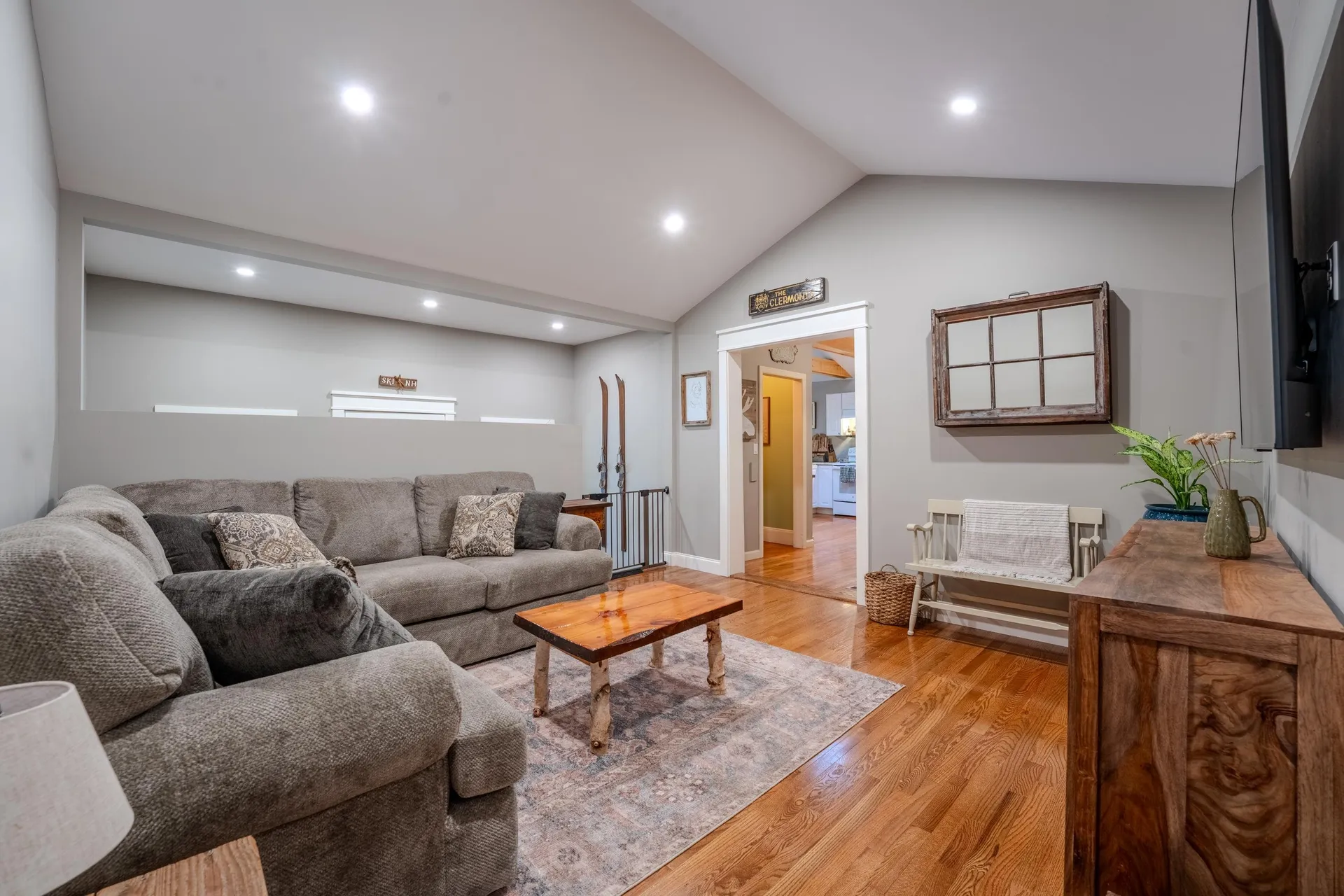 3421 River Road Bridgewater NH 03264