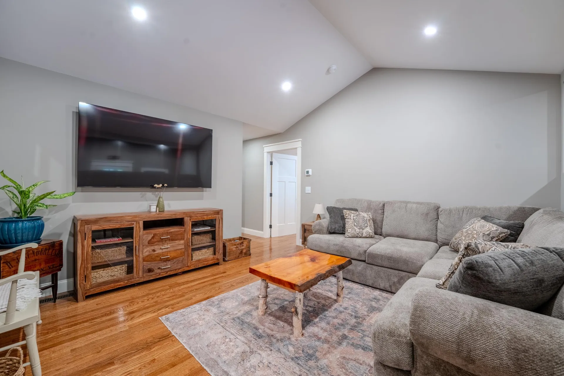 3421 River Road Bridgewater NH 03264