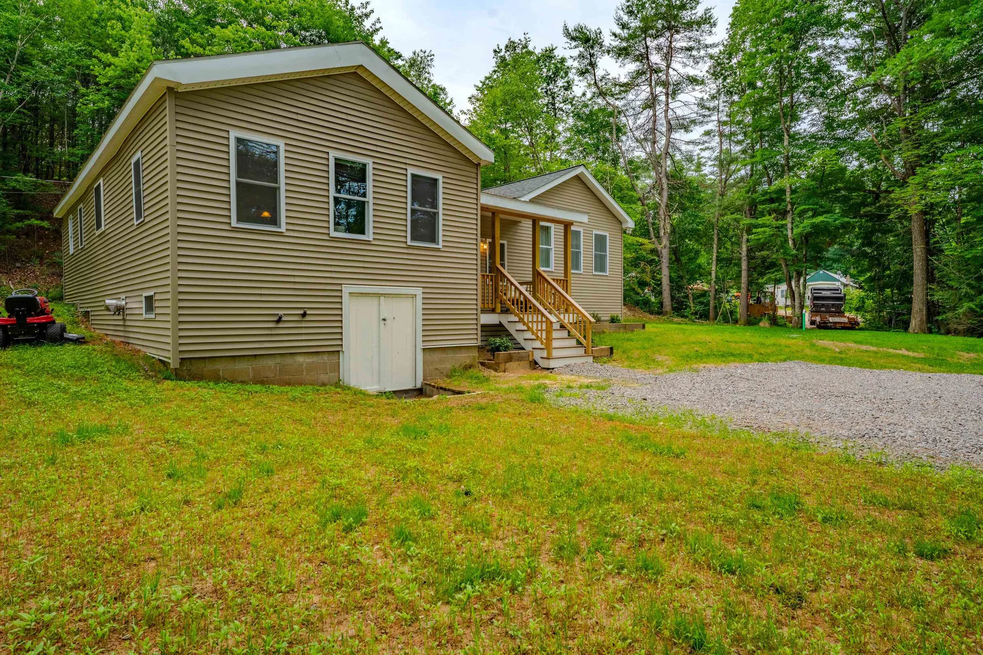 3421 River Road Bridgewater NH 03264