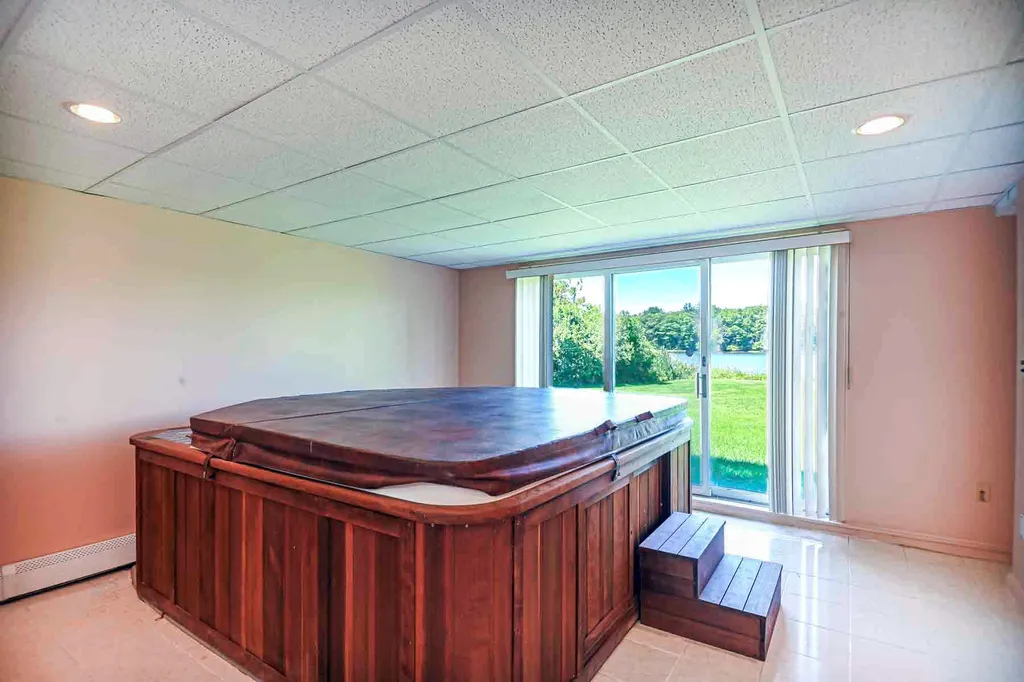 179 Spur Road Dover NH 03820