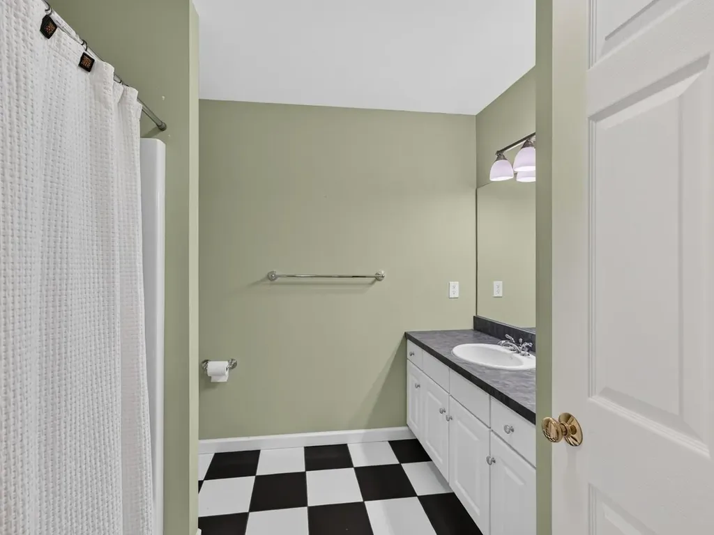 47 Economou Farm Road South Burlington VT 05403