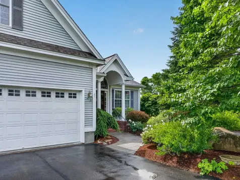 47 Economou Farm Road South Burlington VT 05403