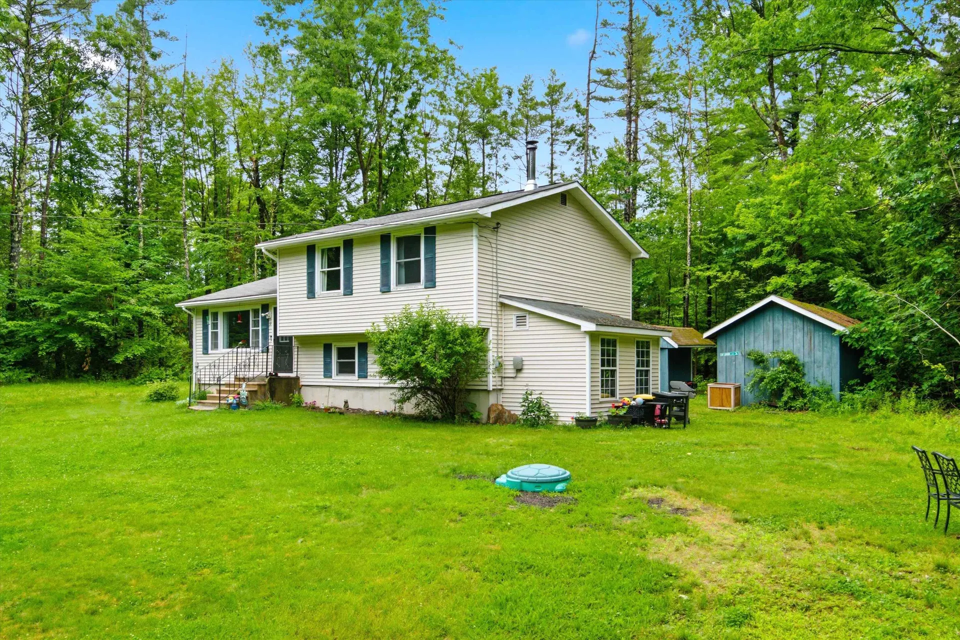 31 Emerald Lane Hillsborough NH 03244